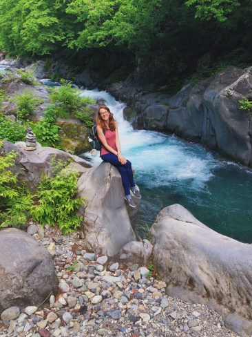 895C2197-EAF5-49FE-94F0-286A14A17ADD